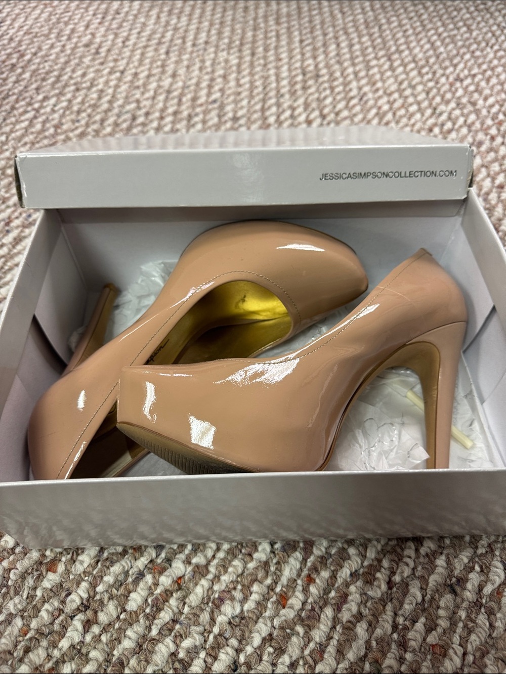 Jessica Simpson Nude Patent Platform Pumps